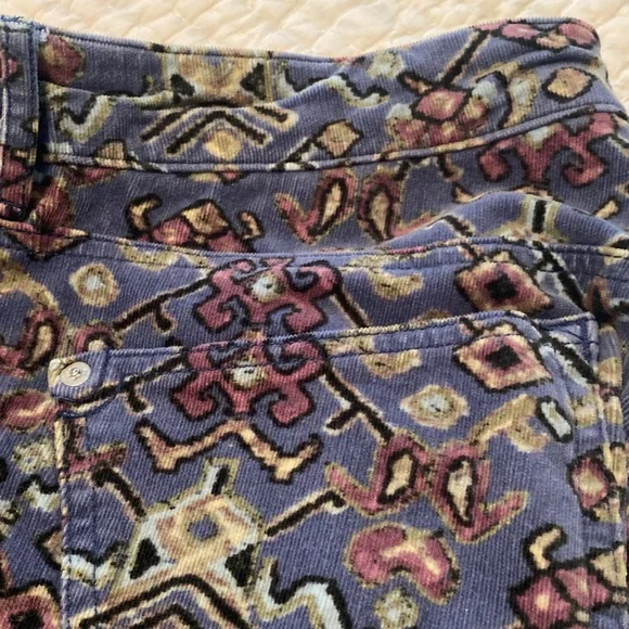 Anthropologie Corduroy Jeans - Blue and Pink Pattern, chic and fun! Size 30🌸 - Picture 6 of 6